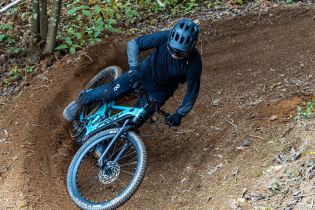 Электровелосипед FREY AM1000 V6